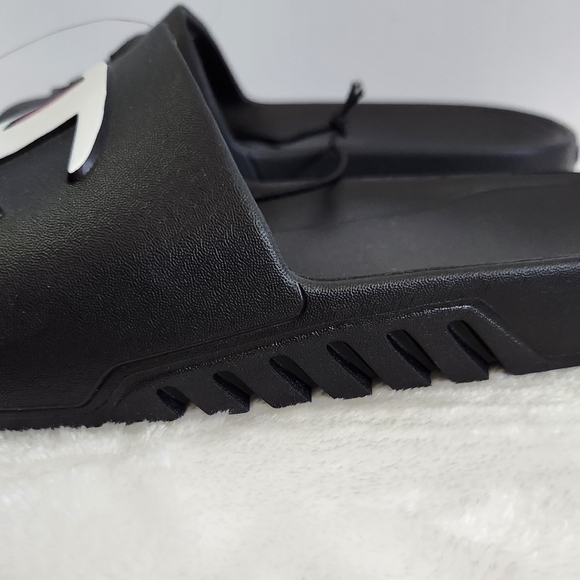 CHAMPION Authentic Athletic Wear Takeover Women's Black Slide Sandals Size 8 - Picture 7 of 15